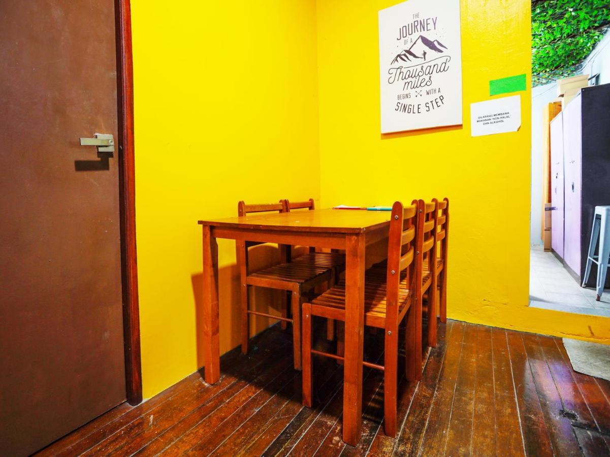 古晋 Spot On 90610 Loft Waterfront酒店 外观 照片